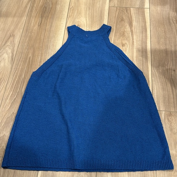 Top - Picture 5 of 5